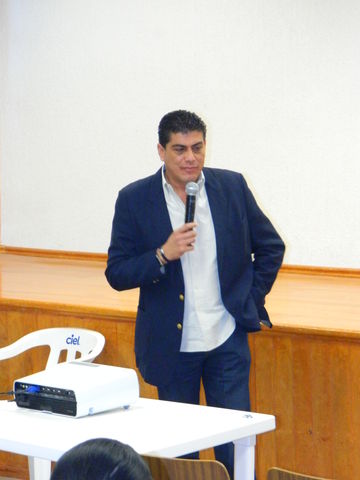Sin Nombre